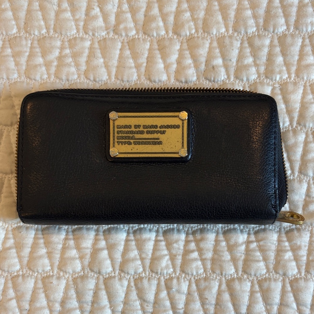 Marc by Marc Jacobs Black Leather Zip Wallet with Gold Plaque